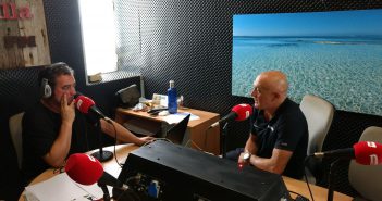 Avui hem entrevistat a Manu San Félix. Reescolta l’interessant entrevista fent clic a l’enllaç.