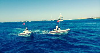 La conselleria de Medi Ambient assegura que ahir treballaren cinc de les sis barques d’assessorament al fondeig