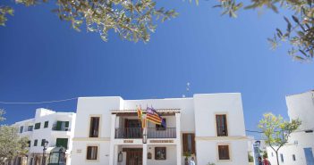 UGT acusa el Consell de mentir en l’aprovació del catàleg de llocs de treball