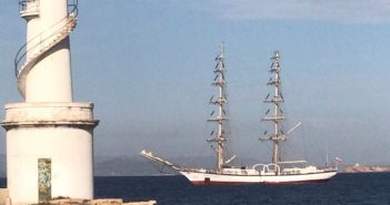 El Govern balear diu que el Chopin es trobava en la zona II del port i l’APB informa que no tenia permís per fondejar Foto: José Antonio Arribas