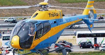 La DGT vigila les carreteres balears amb helicòpter
