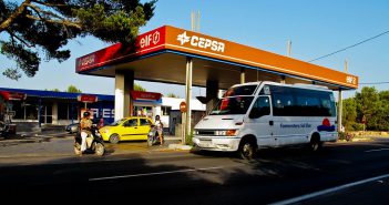 Formentera entra en l’argumentari del Govern per defensar a Brussel·les la prohibició de les gasolineres desateses