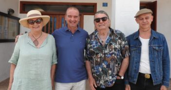 Herreyns formalitza la donació d’una obra a Formentera