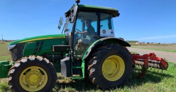 El tractor nou de la Cooperativa, inservible per la mala qualitat del combustible