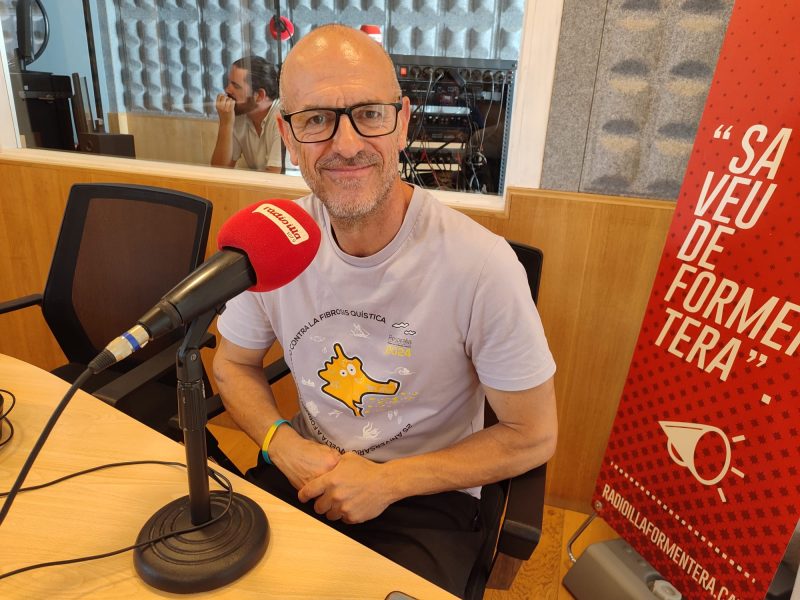 Carlos Pons, de la 'Fundació Respiralia', a Ràdio Illa.