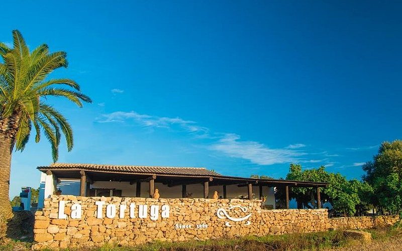 Restaurant 'La Tortuga'.