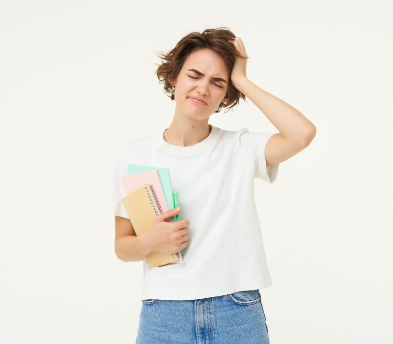 Imatge adolescent llibres mal de cap benzoix